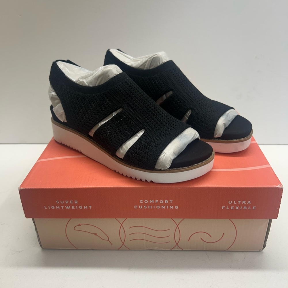 Easy Spirit‎ Black Women's Lightweight Sandals Size 5M
